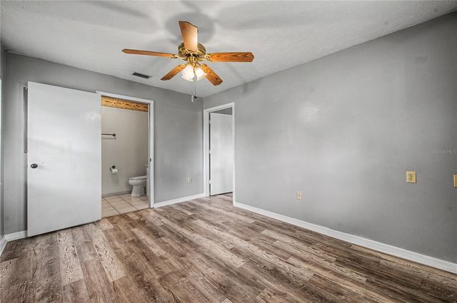 5242 COUNTY LINE ROAD, Lakeland, FL 33811