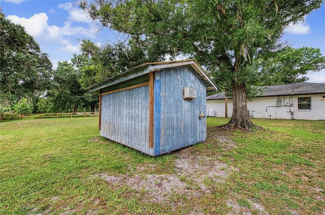 5242 COUNTY LINE ROAD, Lakeland, FL 33811
