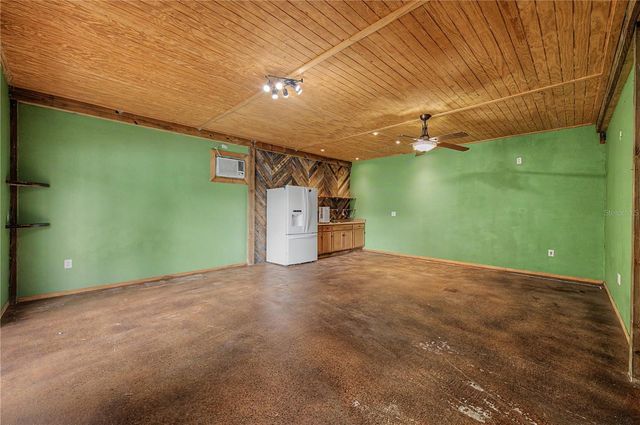 5242 COUNTY LINE ROAD, Lakeland, FL 33811