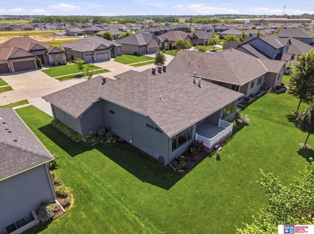 9331 S 32nd Street, Lincoln, NE 68516