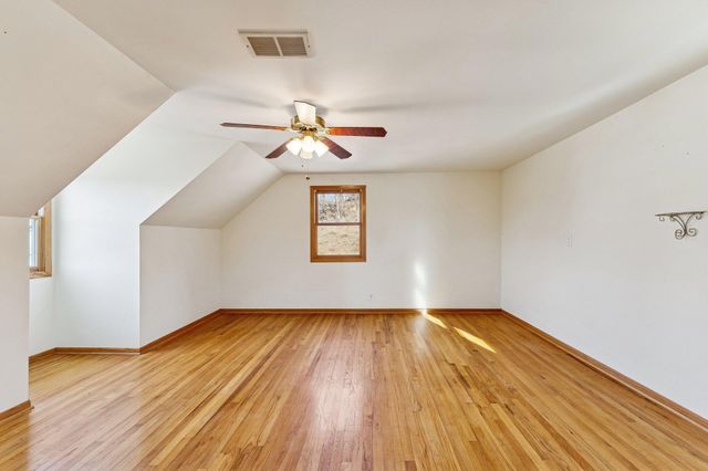 425 MT VERNON Street, Council Bluffs, IA 51503