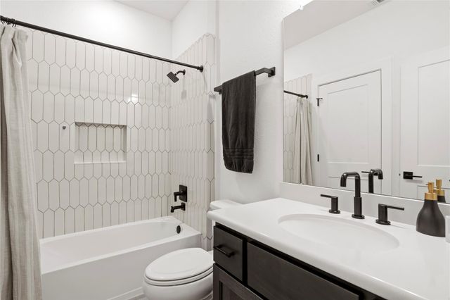 10414 Fountain Shore Drive, Missouri City, TX 77459
