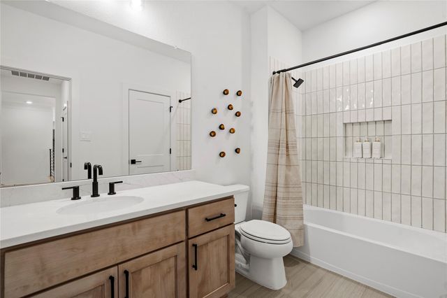 10414 Fountain Shore Drive, Missouri City, TX 77459