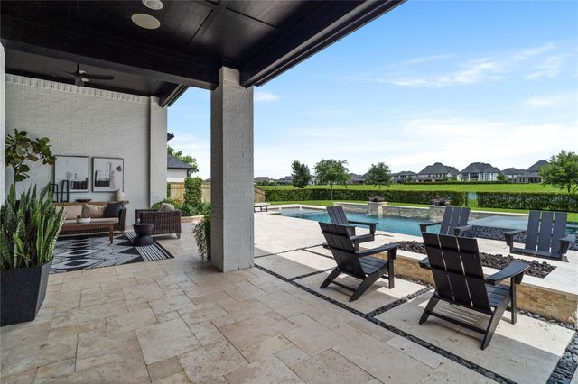 10414 Fountain Shore Drive, Missouri City, TX 77459