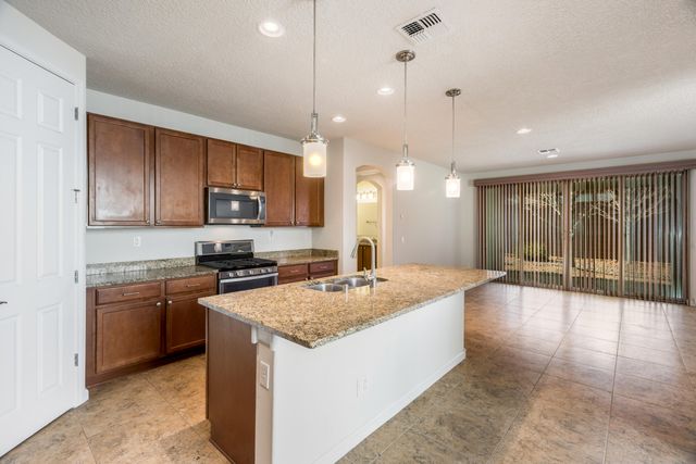 9320 Bear Lake Way NW, Albuquerque, NM 87120