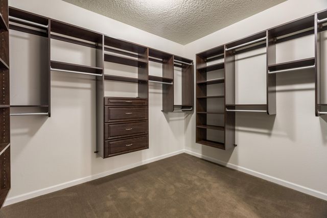 9320 Bear Lake Way NW, Albuquerque, NM 87120