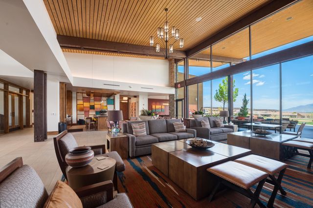 9320 Bear Lake Way NW, Albuquerque, NM 87120