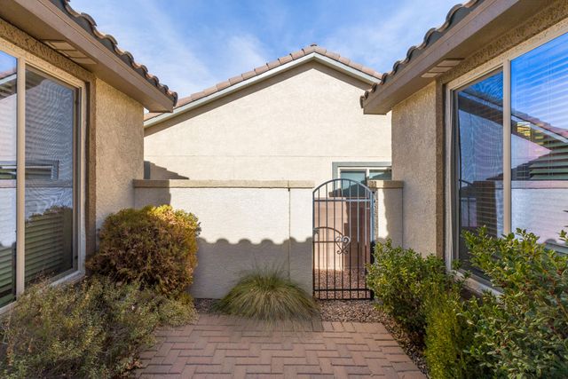 9320 Bear Lake Way NW, Albuquerque, NM 87120