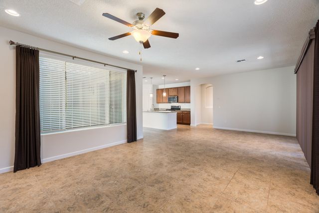 9320 Bear Lake Way NW, Albuquerque, NM 87120