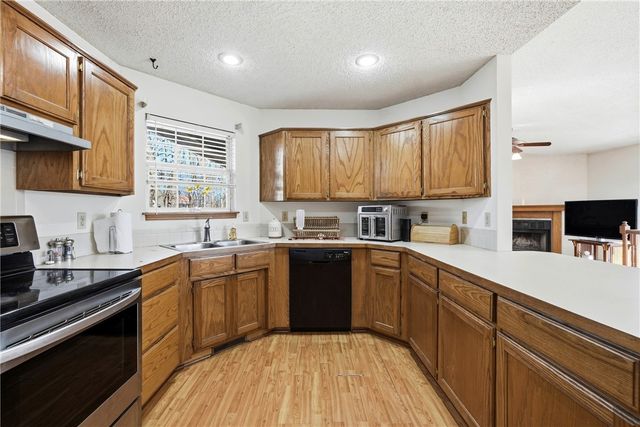 59 Applecross Lane, Bella Vista, AR 72715