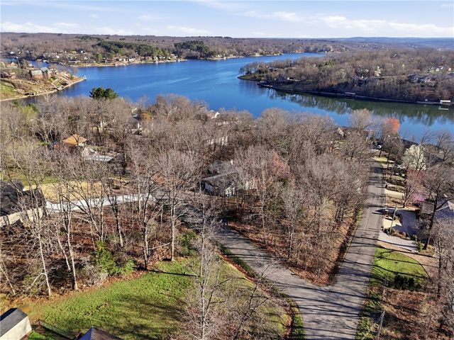 59 Applecross Lane, Bella Vista, AR 72715