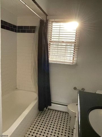 24 Alpine Ln, West Milford Twp., NJ 07480