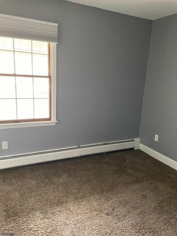 24 Alpine Ln, West Milford Twp., NJ 07480