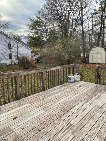 24 Alpine Ln, West Milford Twp., NJ 07480