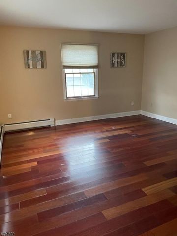 24 Alpine Ln, West Milford Twp., NJ 07480