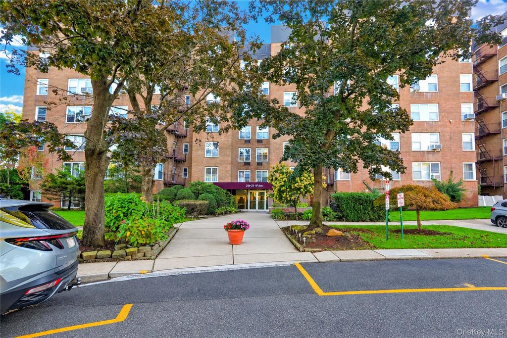 209-25 18th Avenue 2F, Bayside, NY 11360 — photo 2