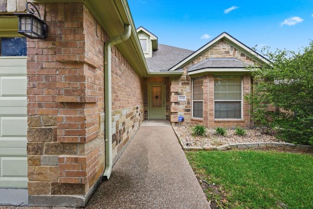 2234 Carlisle Court, College Station, TX 77845