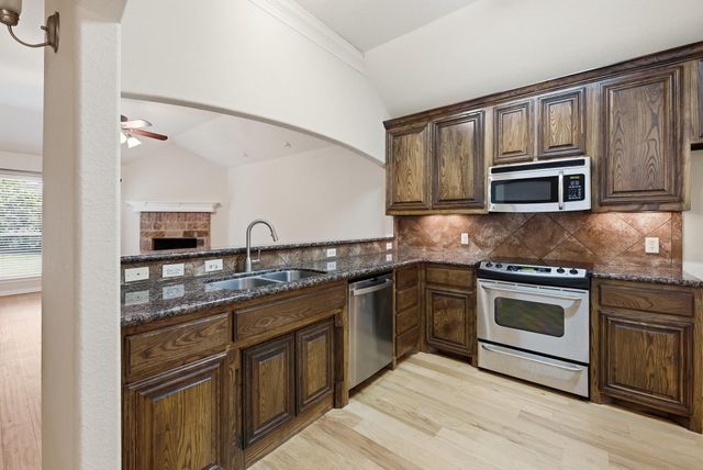 2234 Carlisle Court, College Station, TX 77845