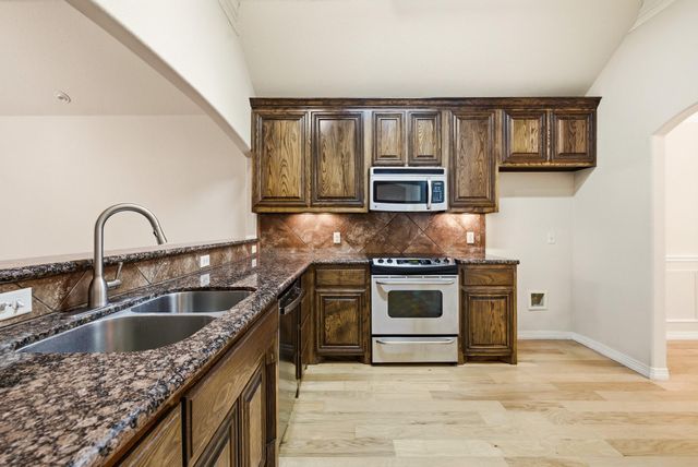 2234 Carlisle Court, College Station, TX 77845