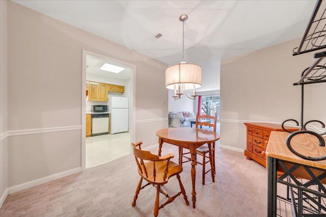 3400 Kim Ct Apt A20, Roanoke, VA 24018