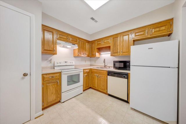 3400 Kim Ct Apt A20, Roanoke, VA 24018