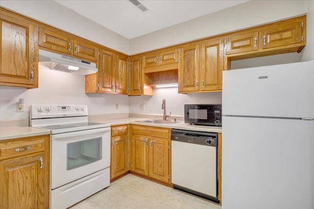 3400 Kim Ct Apt A20, Roanoke, VA 24018