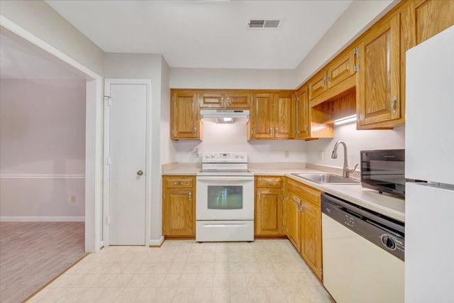 3400 Kim Ct Apt A20, Roanoke, VA 24018