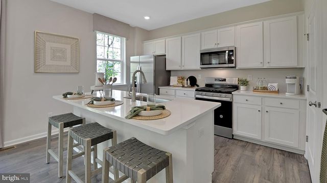 533 TROLLEY LANE, Sellersville, PA 18960