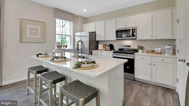 533 TROLLEY LANE, Sellersville, PA 18960