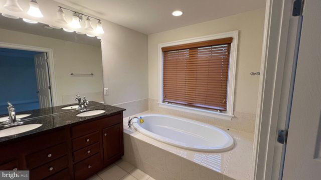 42771 WILMAR SQ, Broadlands, VA 20148