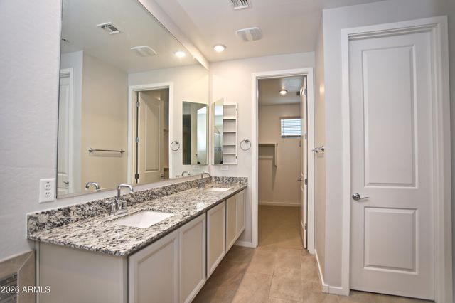 3855 S MCQUEEN Road 110, Chandler, AZ 85286