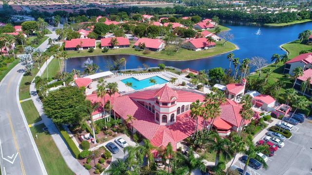 7657 LEXINGTON CLUB Boulevard C, Delray Beach, FL 33446