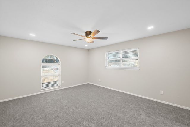 2001 San Jacinto Drive, Arlington, TX 76012