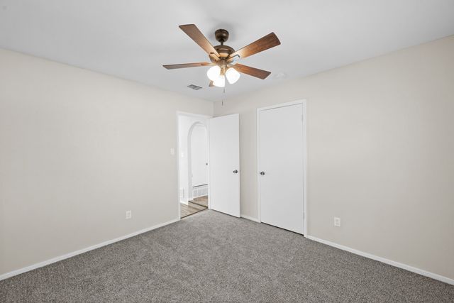 2001 San Jacinto Drive, Arlington, TX 76012