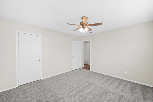 2001 San Jacinto Drive, Arlington, TX 76012