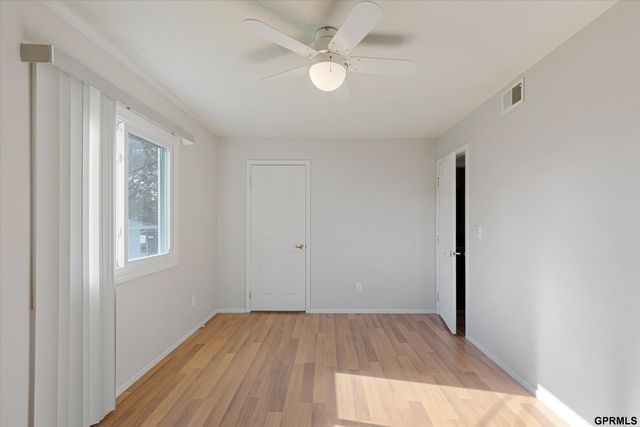 2921 S 122 Street, Omaha, NE 68144