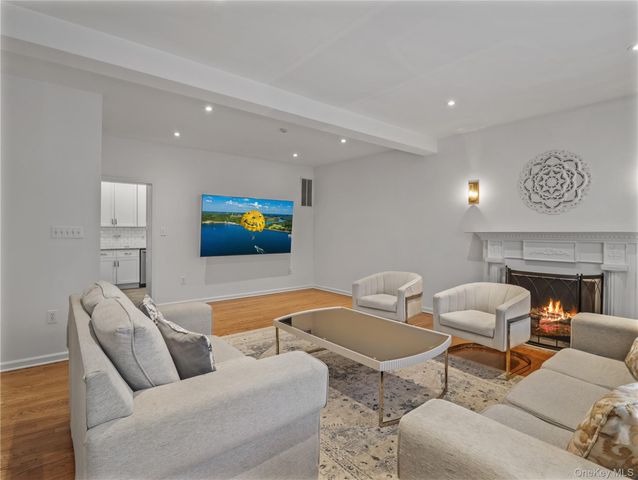 15 Leif Boulevard, Congers, NY 10920