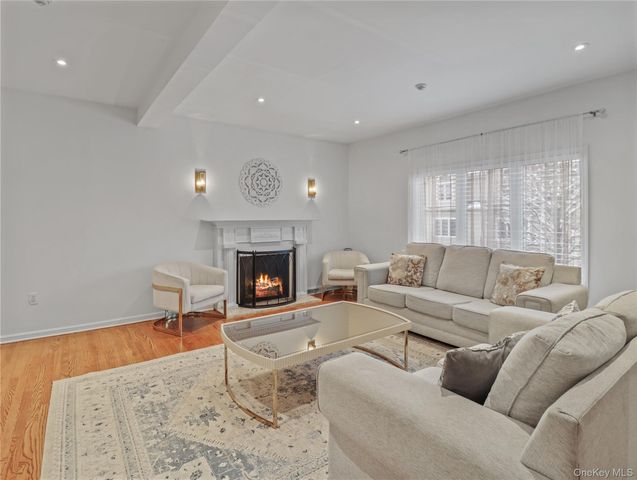 15 Leif Boulevard, Congers, NY 10920