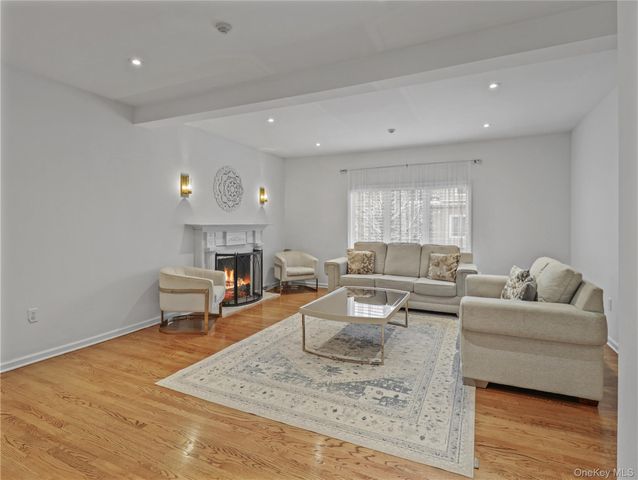 15 Leif Boulevard, Congers, NY 10920