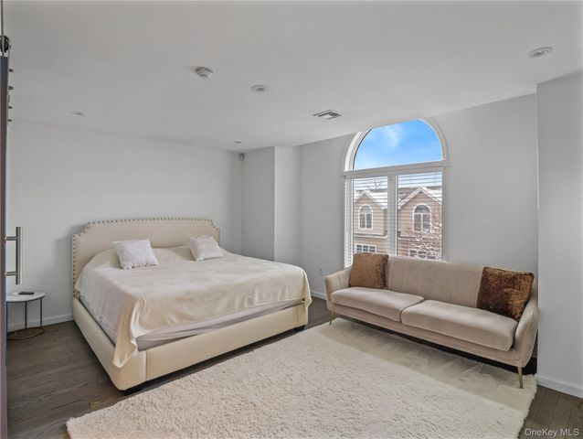 15 Leif Boulevard, Congers, NY 10920