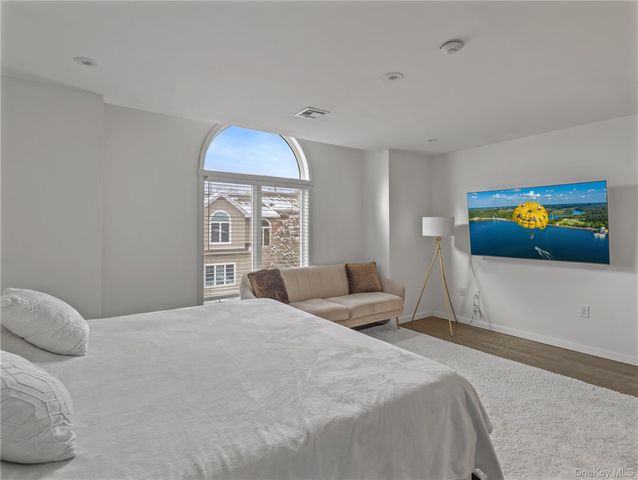 15 Leif Boulevard, Congers, NY 10920