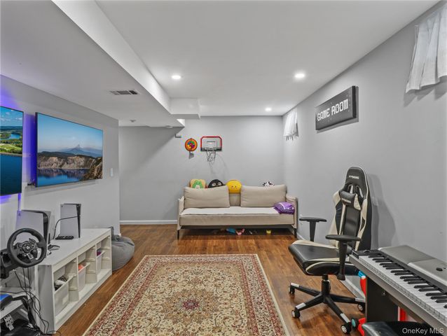 15 Leif Boulevard, Congers, NY 10920