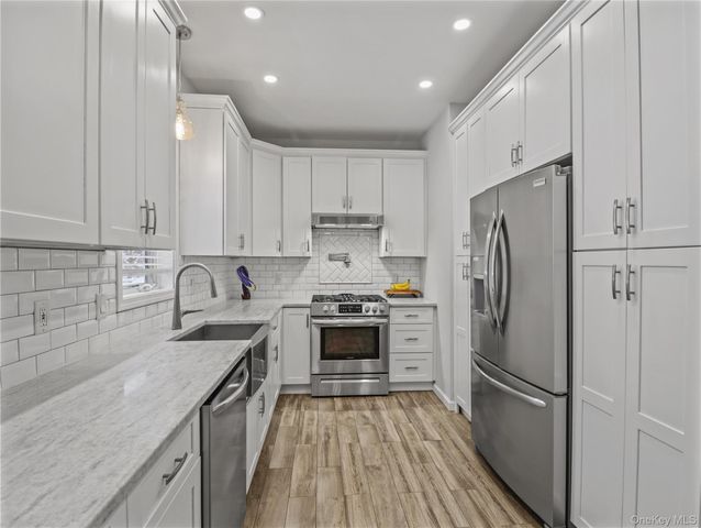 15 Leif Boulevard, Congers, NY 10920