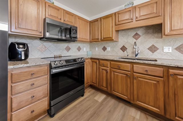 1704 Castleview Court, Gladwin, MI 48624