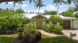 1135 7th ST S, Naples, FL 34102