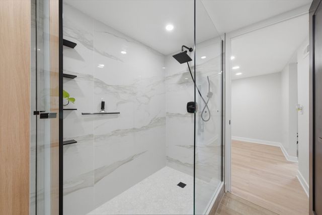 2721 N Western Avenue, Chicago, IL 60647