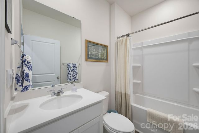 3865 Maxwell Henry Lane NW, Conover, NC 28613