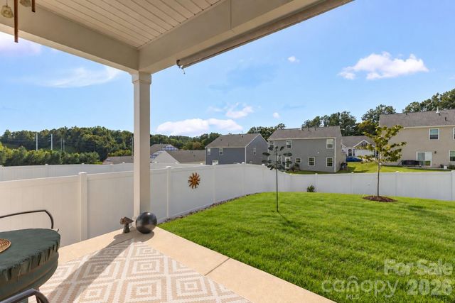 3865 Maxwell Henry Lane NW, Conover, NC 28613