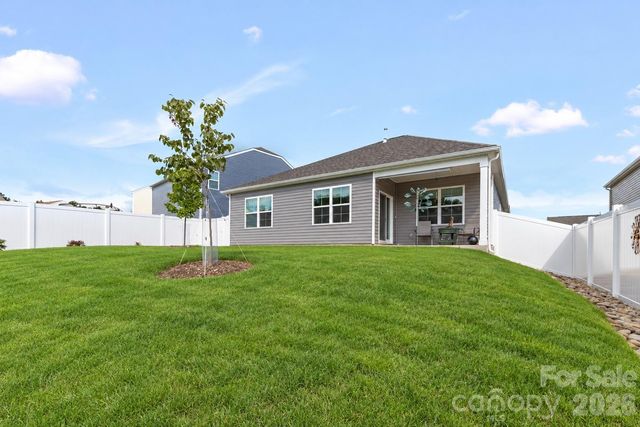 3865 Maxwell Henry Lane NW, Conover, NC 28613