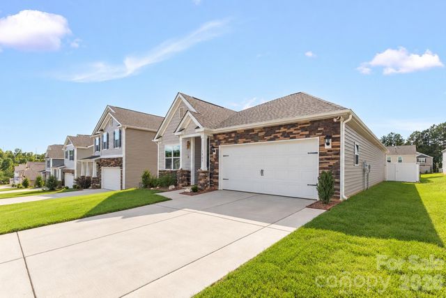 3865 Maxwell Henry Lane NW, Conover, NC 28613